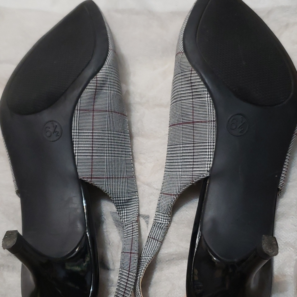 a.n.d ea wy Chunky Gray heels - Picture 2 of 9
